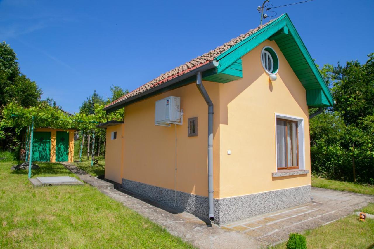 Holiday Home Milkovci Gabrovo Exterior photo